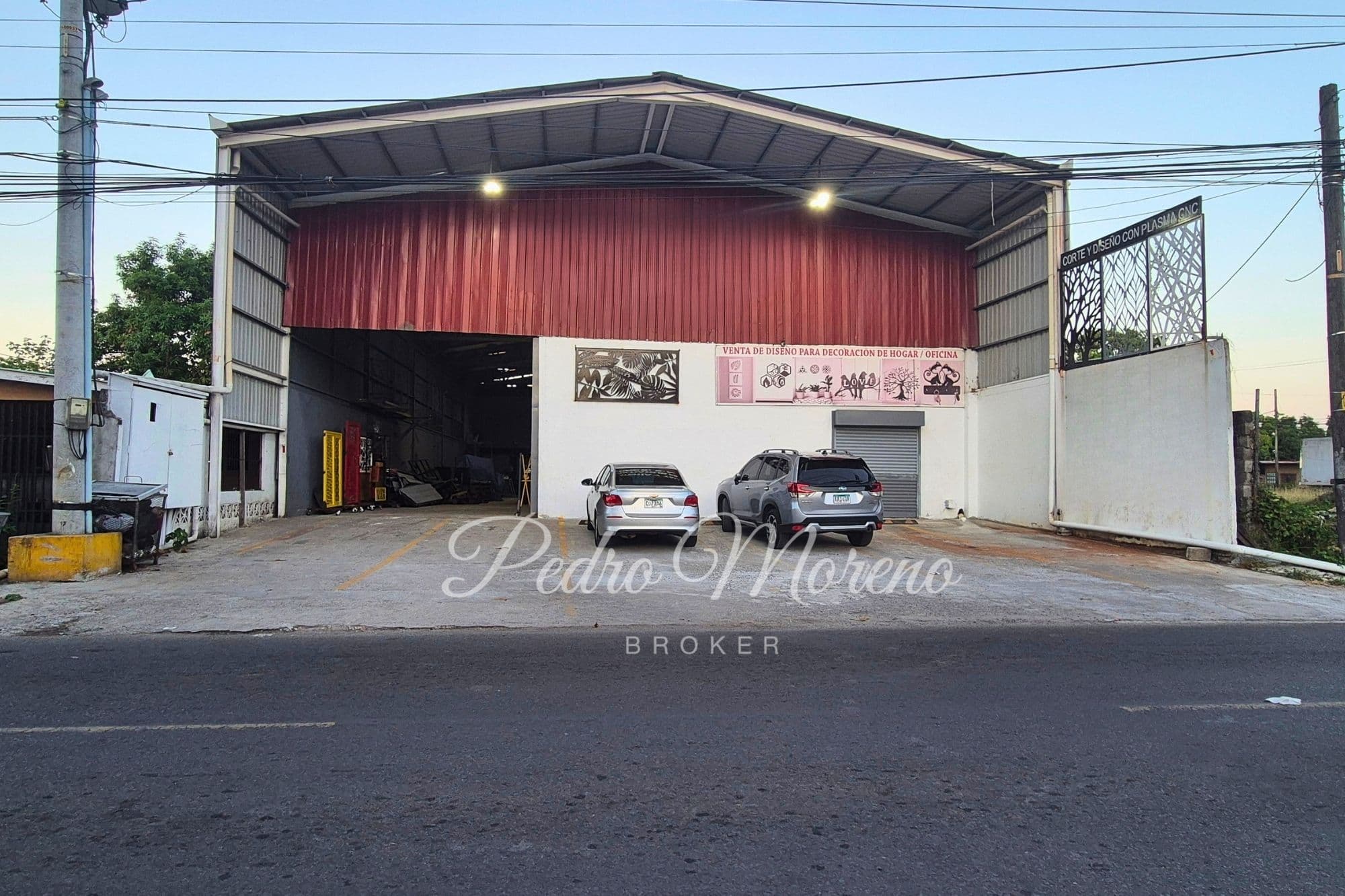 Galera comercial en Juan Díaz